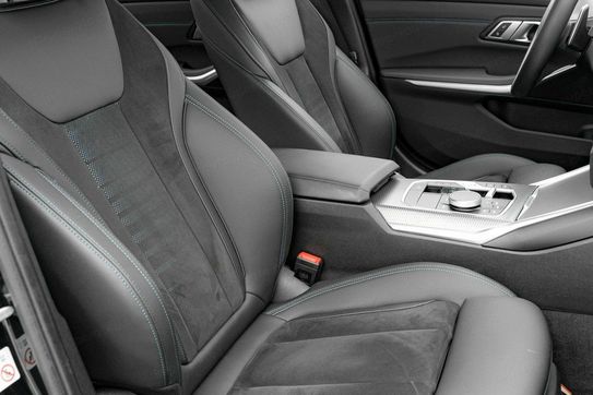 BMW Seria 3 320d xDrive M Sport sport-aut