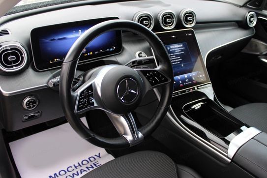 Mercedes Klasa C 300 4MATIC AVANTGARDE