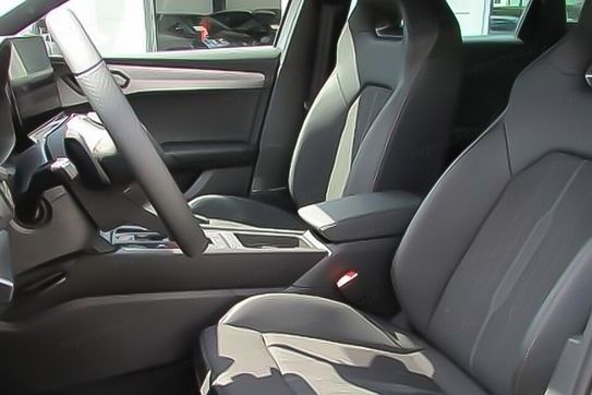 Cupra Leon 1.5 eTSI DSG