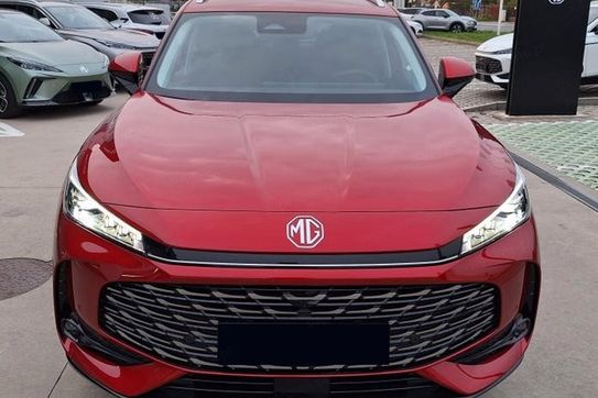 MG HS Exclusive 1.5 AT