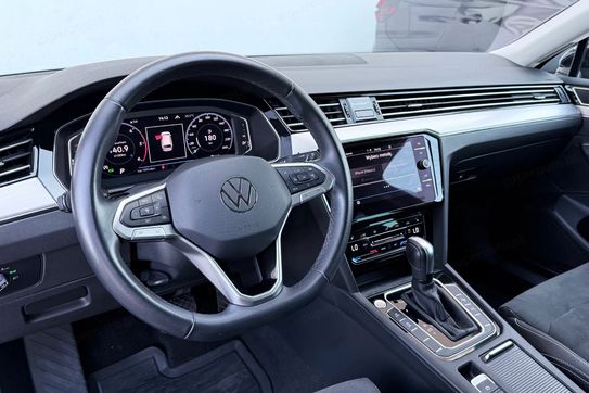 Volkswagen Passat TDI EVO Elegance DSG