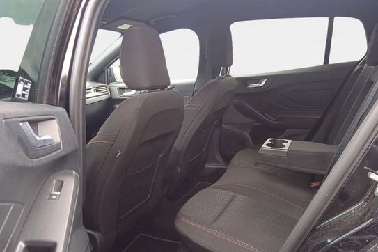Ford Focus 1.0 EcoBoost ST-Line X