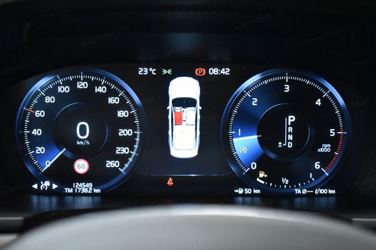 Volvo S90 D4 Momentum