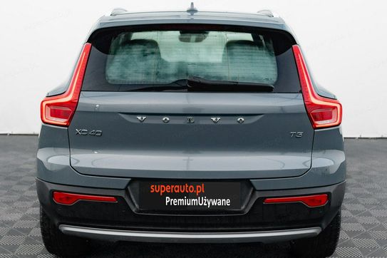 Volvo XC40 T3 Momentum Pro