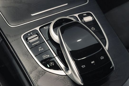 Mercedes Klasa C 300.9G-Tronic