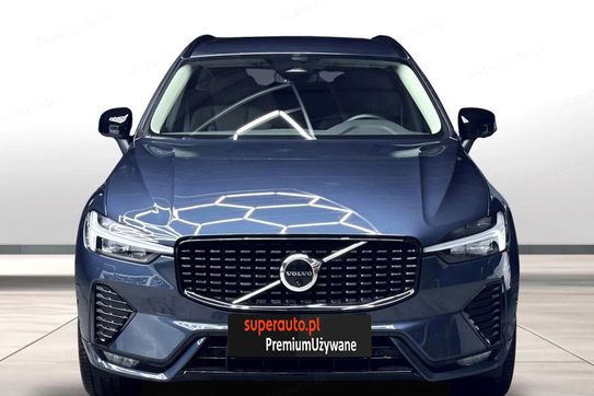 Volvo XC60 B5 B AWD Plus Dark