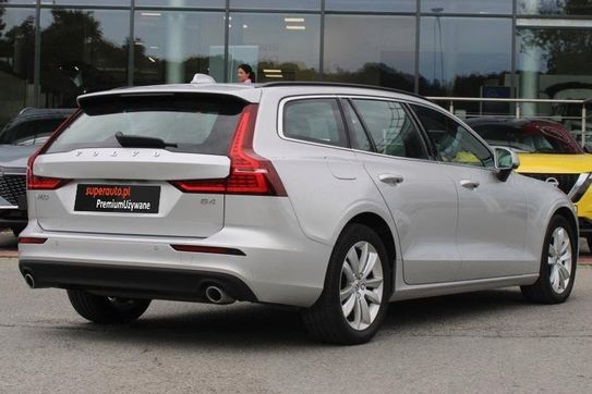 Volvo V60 B4 D Momentum Pro