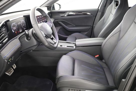 Volkswagen Passat 2.0 TSI 4Mot. DSG