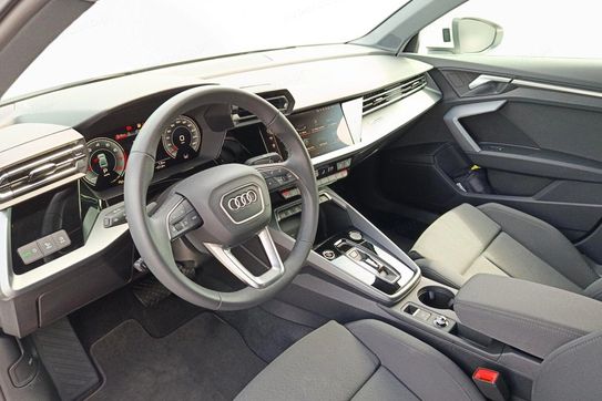 Audi A3 30 TFSI mHEV Advanced S tronic