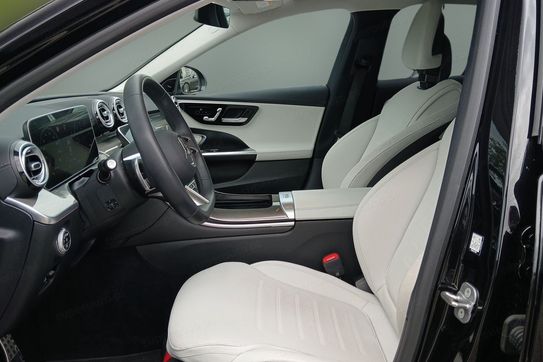 Mercedes Klasa C 300 d Mhev 4-Matic Amg