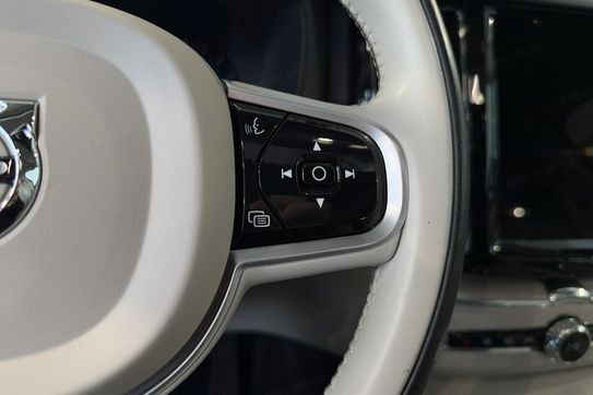 Volvo XC60 B5 B AWD Inscription