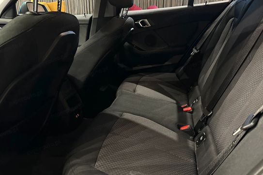 BMW Seria 1 118i Advantage aut
