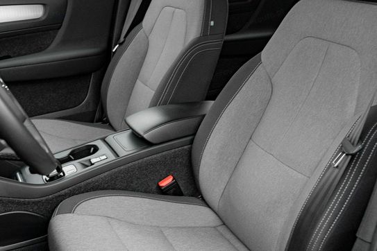 Volvo XC40 T3 Momentum Pro