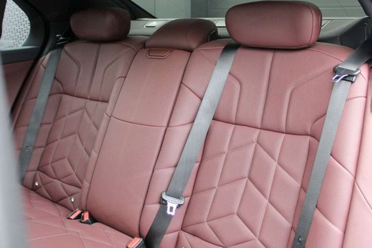 BMW Seria 7 M760e xDrive