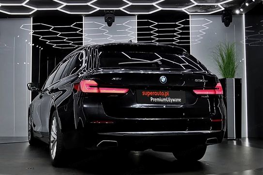 BMW Seria 5 Touring 530e Luxury Line xDrive