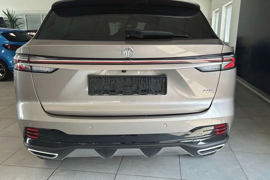 MG HS Excite 1.5 T-GDi MT