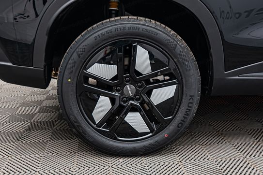 Omoda 5 1.5 T-GDI Hybrid Premium DHT