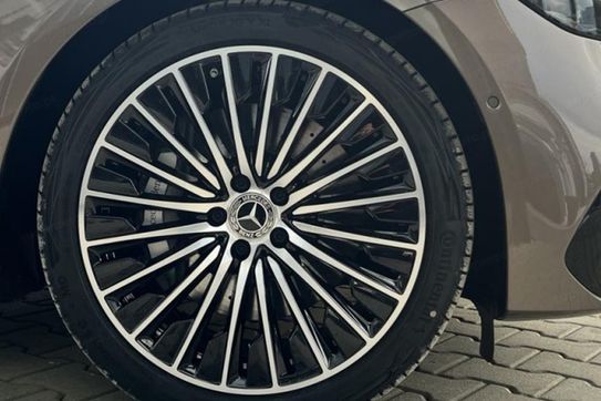 Mercedes Klasa E 220 d 4-Matic AMG