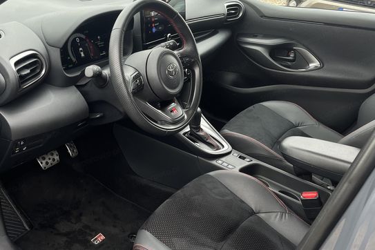 Toyota Yaris GR Sport 1.5 Hybrid