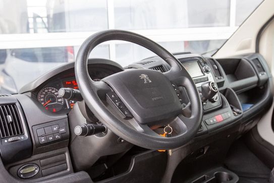 Peugeot Boxer Zabudowa Brygadowa + Skrzynia