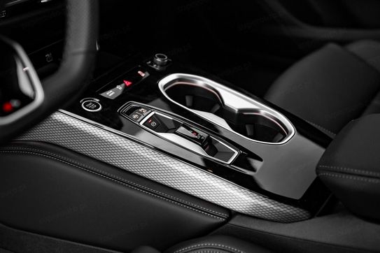 Audi A6 e-Hybrid quattro Avant