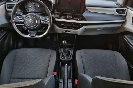 Suzuki Swift Dualjet Shvs Premium Plus