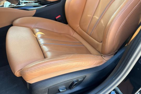 BMW Seria 5 530i xDrive Luxury Line