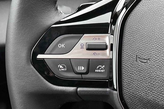 Peugeot 308 Allure S&S e-DCS6 1.2 mHEV