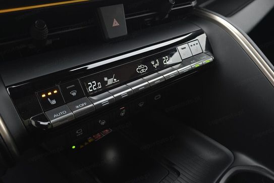 Toyota C-HR 2.0 Hybrid Dynamic Force Executive Premiere Edition