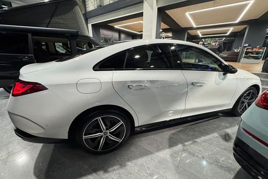Mercedes CLA 200 AMG Line