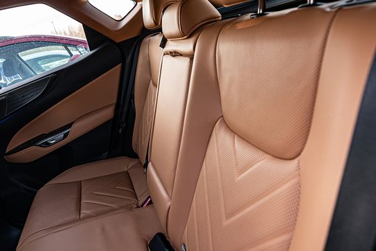 Lexus NX 450h+ Omotenashi AWD
