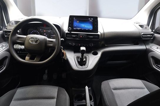 Toyota Proace City Verso L2H1 Business