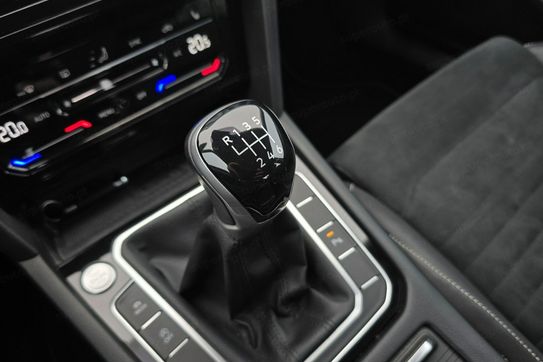 Volkswagen Passat 1.5 TSI EVO Elegance