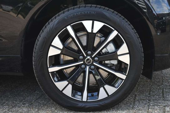 Volvo XC60 T6 Plug-In Hybrid AWD Ultra Dark
