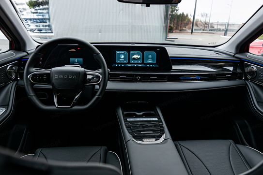 Omoda 5 1.5 T-GDI Hybrid Premium DHT