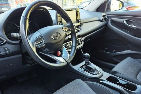 Hyundai i30 1.5 T-GDI Smart DCT