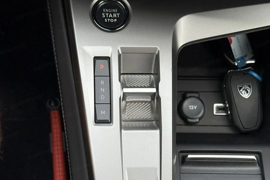 Peugeot 308 1.5 BlueHDi Allure EAT8