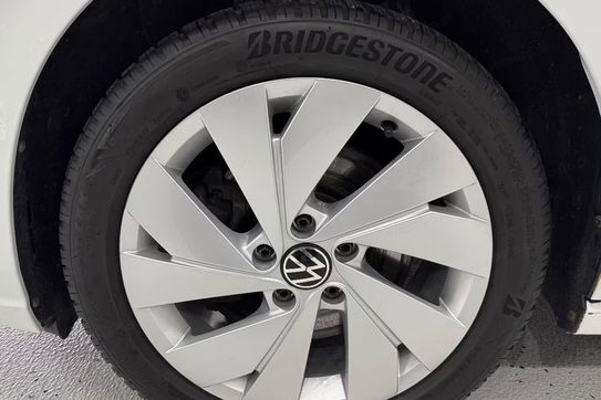 Volkswagen Golf VIII 1.5 TSI Life Plus