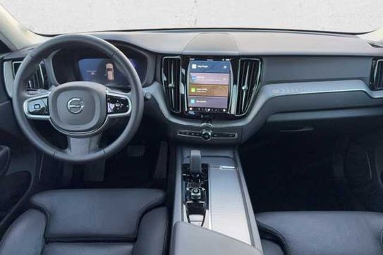 Volvo XC60 B5 B AWD Plus Dark aut