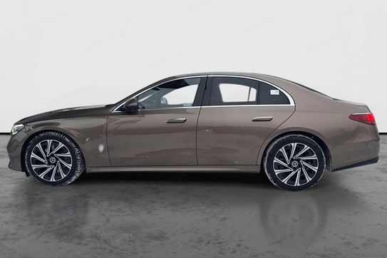 Mercedes E Klasa 220 d 4MATIC Avantgarde