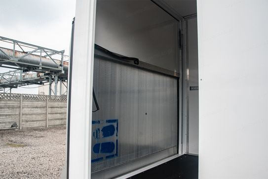 Iveco Daily 35S18 Kontener 8EP + Winda