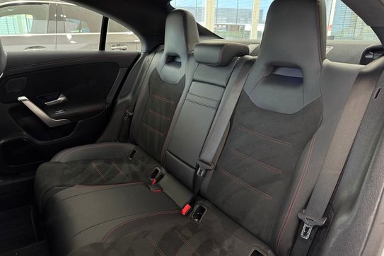 Mercedes CLA 200 AMG Line