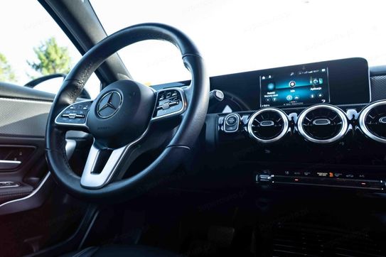 Mercedes Klasa A 250 Progressive 7G-DCT