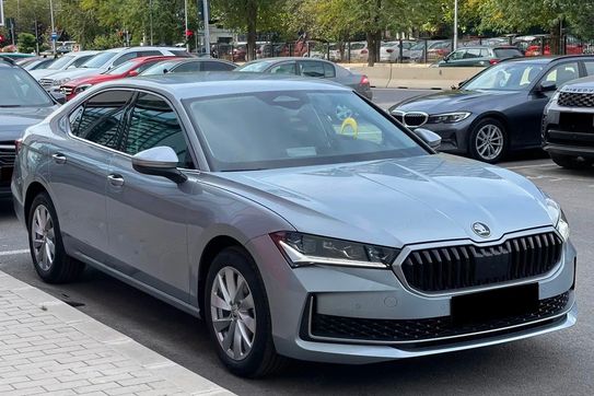 Skoda Superb Drive 1.5 TSI mHEV DSG