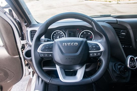 Iveco Daily 35S18 Hi-Matic 16m3 L4H2