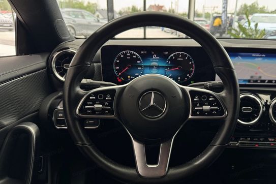 Mercedes CLA 200 Progressive 7G-DCT