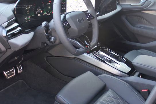 Audi A5 e-Hybrid quattro