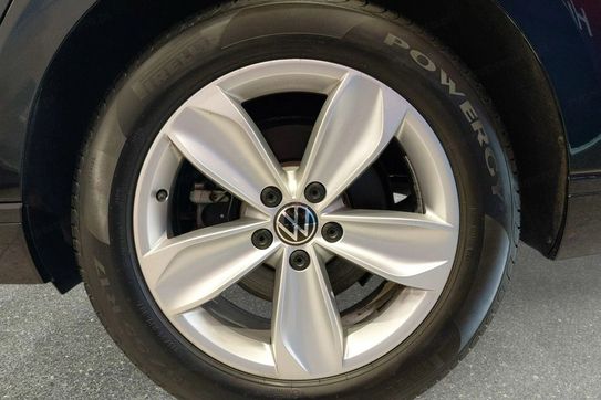 Volkswagen Passat 2.0 TSI Business DSG