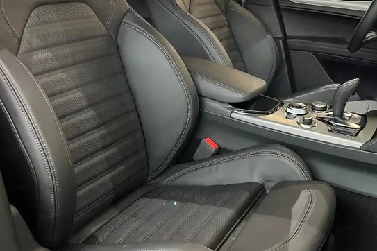 Alfa Romeo Stelvio Turbo Veloce Q4