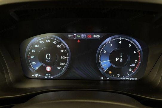 Volvo XC40 T3 Momentum Pro aut